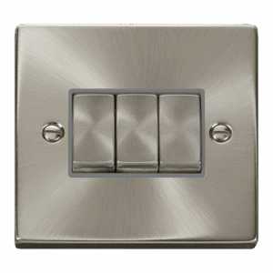 Click Scolmore - Click Deco 10Ax Ingot 3 Gang 2 Way Plate Switch (VPSC413GY)