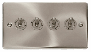 Click Scolmore - Click Deco 4 Gang 2 Way 10Ax Toggle Switch (VPSC424)
