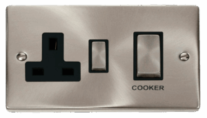 Click Scolmore - Click Deco Ingot 45A Dp Switch 13A Switched Socket Black (VPSC504BK)