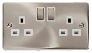 Click Scolmore - Click Deco 2 Gang 13A Dp Ingot Switched Socket Outlet White (VPSC536WH)