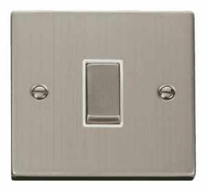 Click Scolmore - Click Deco 1 Gang 2 Way Ingot 10Ax Switch White (VPSS411WH)