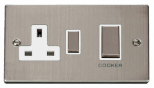 Click Scolmore - Click Deco Ingot 45A Dp Switch 13A Switched Socket White (VPSS504WH)