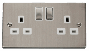 Click Scolmore - Click Deco 2 Gang 13A Dp Ingot Switched Socket Outlet White (VPSS536WH)