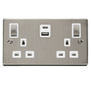 Click Scolmore - Click Deco 2G 13A Switch Skt 4.2A A&C Usb Ingot Vpss Wh (VPSS586WH)