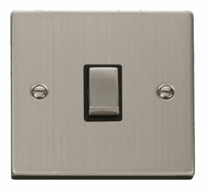 Click Scolmore - Click Deco 20A 1 Gang Dp Ingot Switch Black (VPSS722BK)