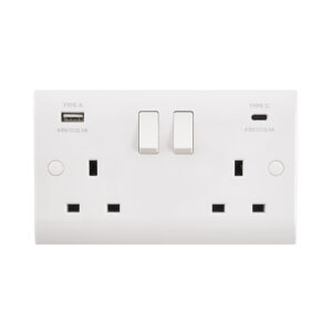 Saxby Electrical - Saxby Electrcial Curved Edge 13A 2G DP Socket 15.5W USB A+C (CE425)