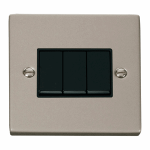 Click Scolmore - Click Deco 3 Gang 2 Way 10Ax Switch Black (VPPN013BK)