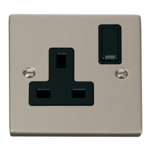Click Scolmore - Click Deco 1 Gang 13A Dp Switched Socket Outlet Black (VPPN035BK)