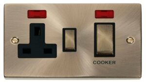 Click Scolmore - Click Deco Ingot 45A Dp Switch 13A Switched Socket & Neons (2) Black (VPAB505BK)