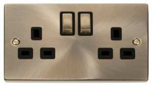 Click Scolmore - Click Deco 2 Gang 13A Dp Ingot Switched Socket Outlet Black (VPAB536BK)