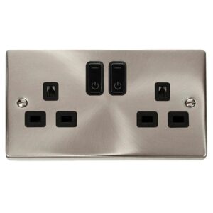 Click Scolmore - Click Deco Ingot 13A 2G Rf Smart Socket Deco Sc Bk (VPSC30536BK)