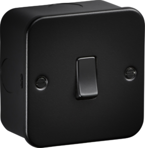 Knightsbridge Metalclad 10AX 1G 2-way Switch Sand Black