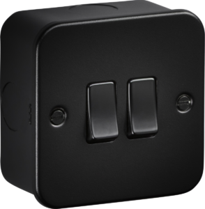 Knightsbridge Metalclad 10AX 2G 2-way Switch Sand Black