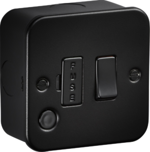 Knightsbridge Metalclad 13A Switched Fused Spur /w Flex Outlet Sand Black
